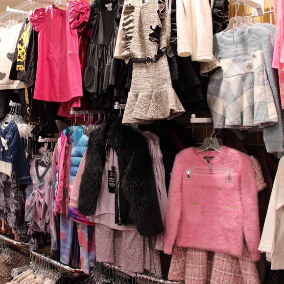 Kids Clothes - Picture 2 of 3